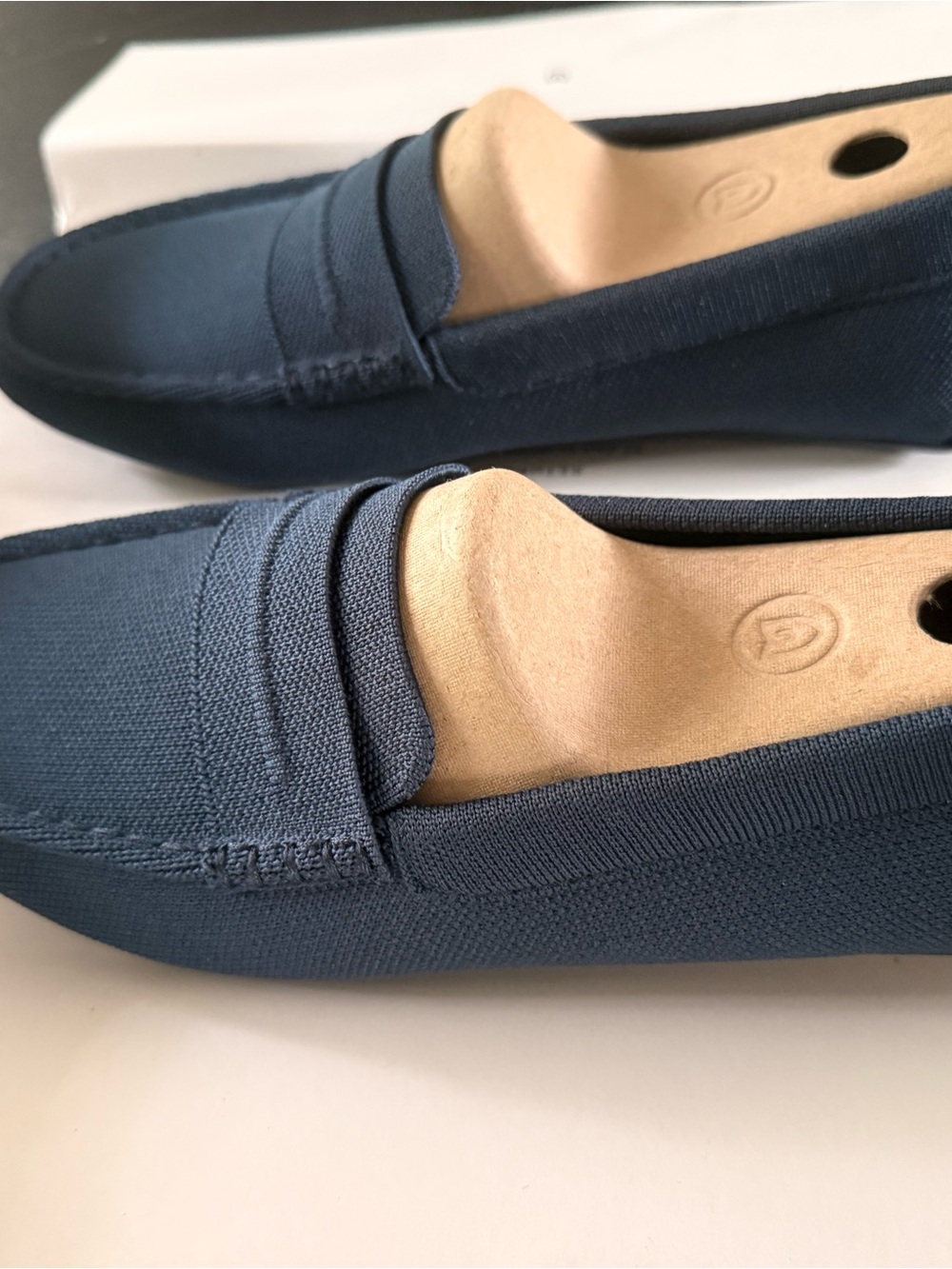 Rothy's shoes - model 055-002
NAVY
Men’s size 8
Women’s 10
Brand new
